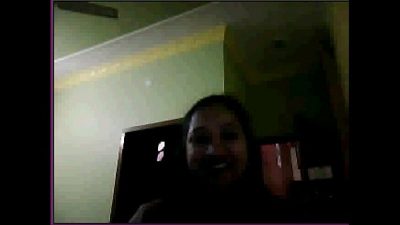 milf exposing