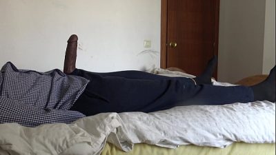 A Muslim maid is disturbed when she sees his big black French cock